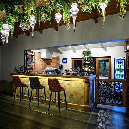 Albero Hotel Perama  Eksteriør billede