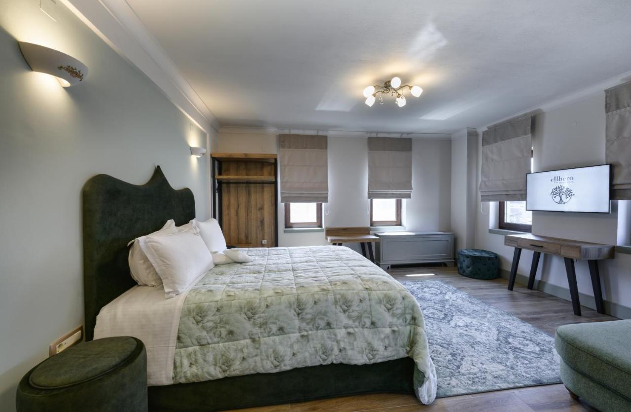 Albero Hotel Perama  Eksteriør billede