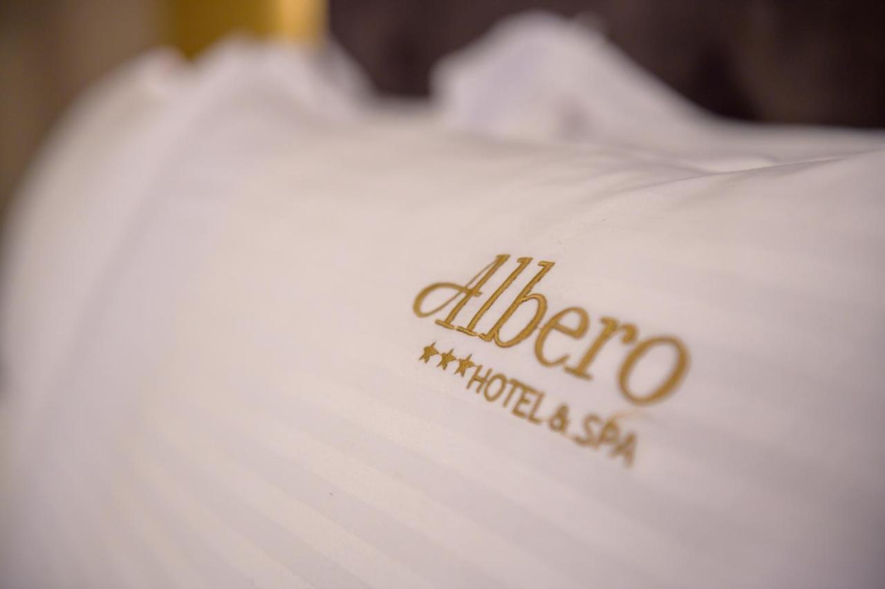 Albero Hotel Perama  Eksteriør billede