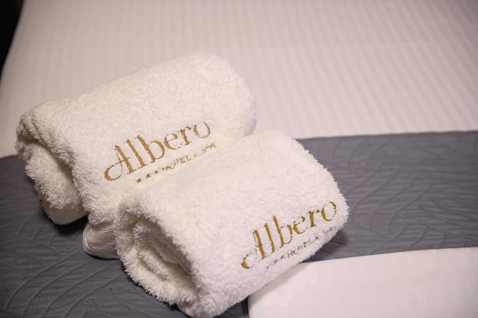 Albero Hotel Perama  Eksteriør billede